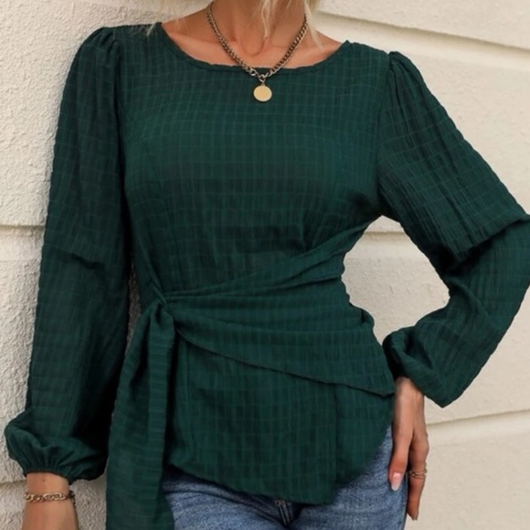 Tops - Emerald Front Overlay Blouse Xl